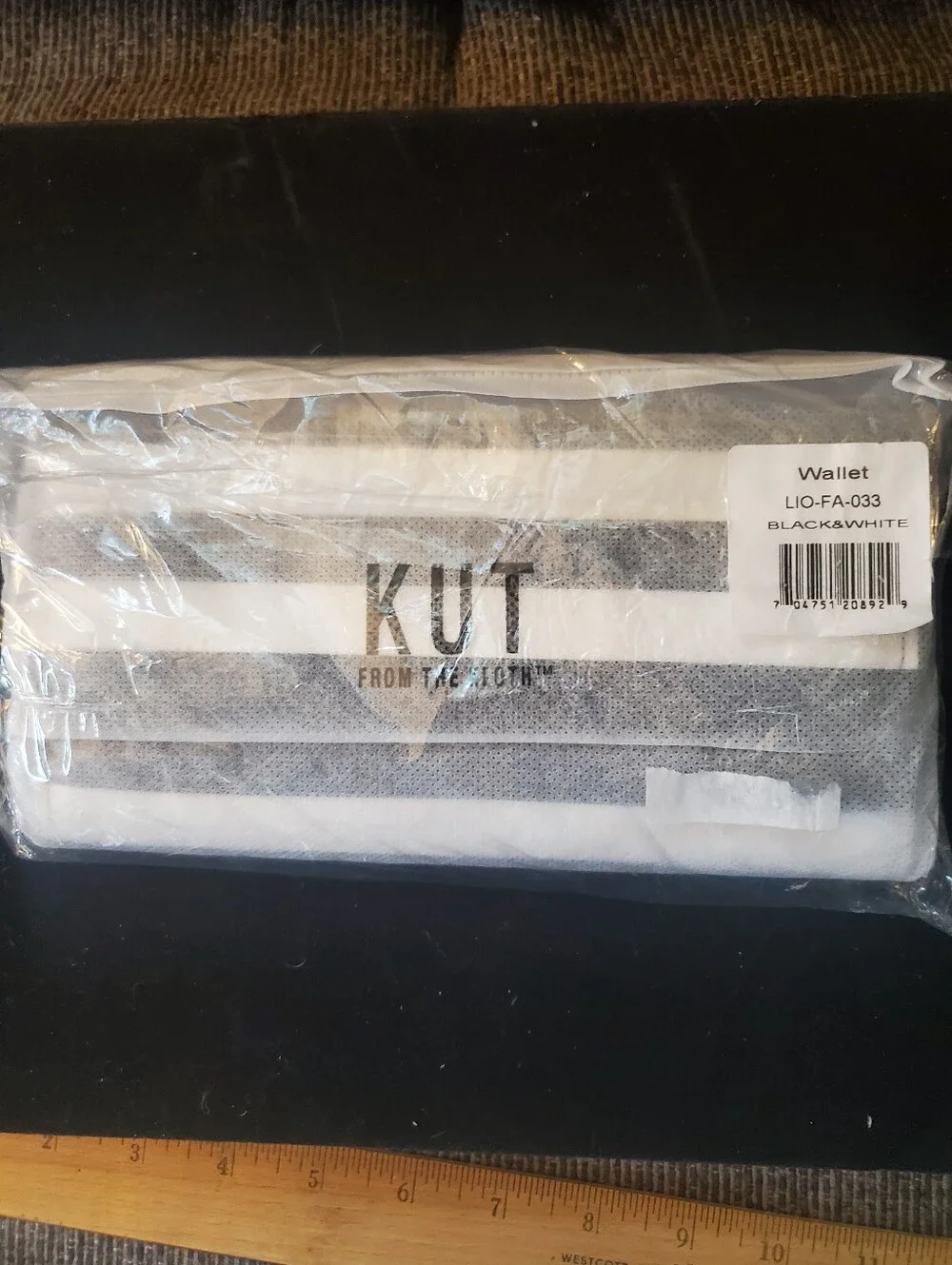 NWOT KUT FROM THE KLOTH BLACK AND WHITE STRIPE  VEGAN LEATHER WOMEN'S WALLET